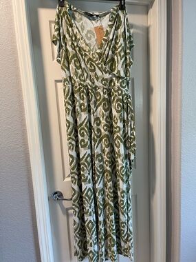 mille gabrielle Green & Cream Printed Wide Leg One Piece Jumpsuit 2x NWT